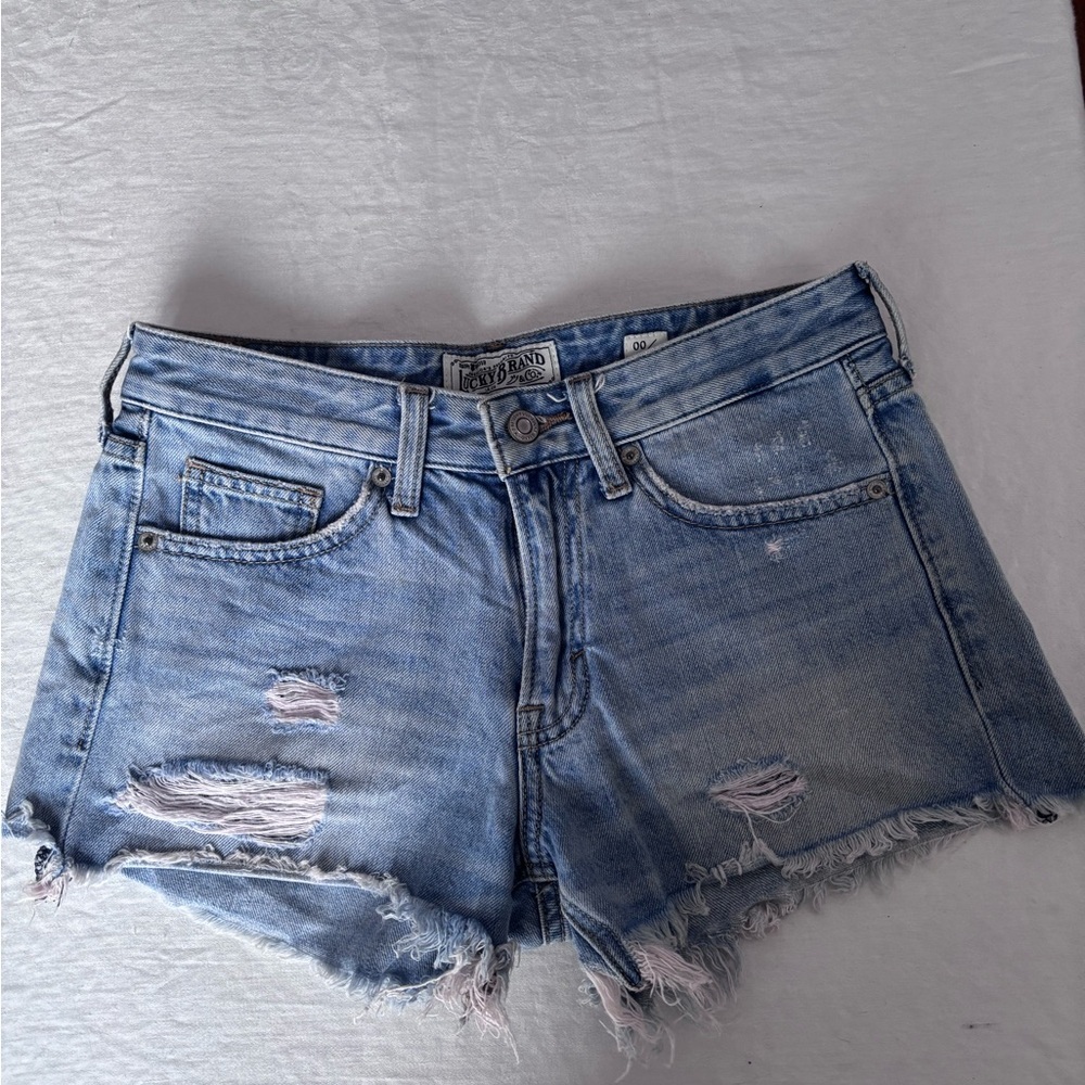 Women’s Lucky Brand The Boyfriend Short Light Wash Denim Distressed Size 00/24